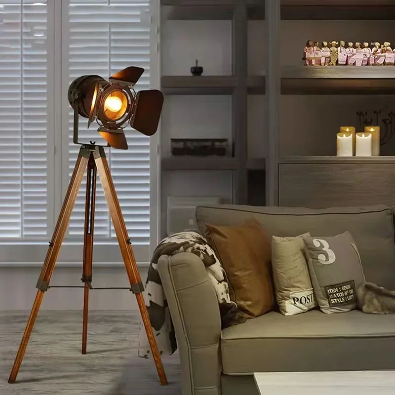 2025 American Vintage drewnian – Vintage Photography Lighting recenzja i cena